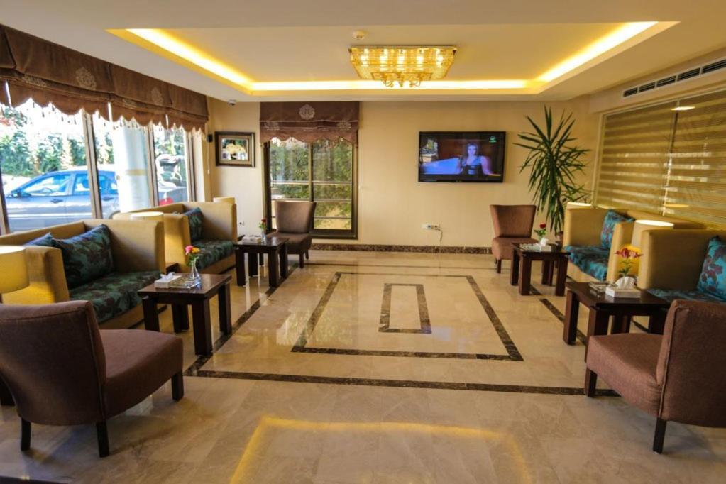 Lancaster Hotel Apartments Dahiet Alrasheed Amã Exterior foto